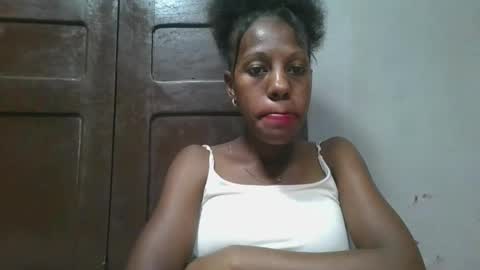 edwige770943 online show from May 18, 2026, 4:07 am
