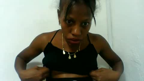 Snapshot of edwige770943 chatting on June 15, 2026, 4:31 pm edwige770943 online show from June 15, 2026, 4:31 pm
