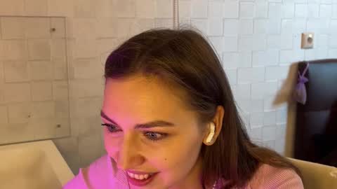 ef_fy online show from February 4, 2026, 8:09 am