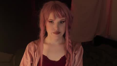 Effie Mur online show from January 19, 2025, 7:15 am