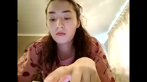 Effy online show from February 25, 2025, 11:41 am