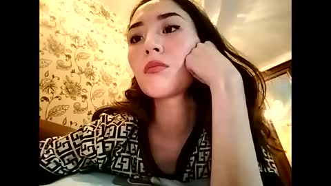 Effy online show from September 24, 2025, 4:43 pm