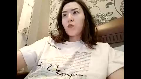 Snapshot of effy007 chatting on April 25, 2026, 3:20 pm Effy online show from April 25, 2026, 3:20 pm