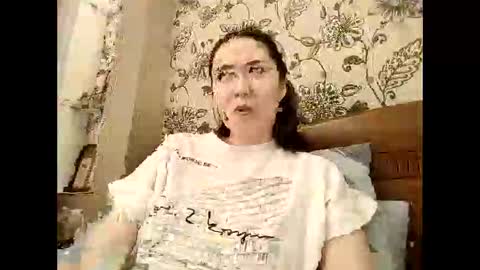 Snapshot of effy007 chatting on April 26, 2026, 1:31 pm Effy online show from April 26, 2026, 1:31 pm