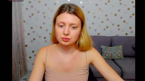 Effy online show from December 9, 2024, 5:41 pm