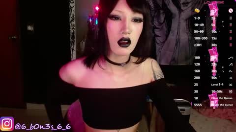    online show from November 15, 2025, 7:32 pm