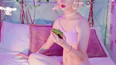 Snapshot of effyevans2 chatting on February 12, 2025, 7:13 am - new video where i CUM in BIO online show from February 12, 2025, 7:13 am