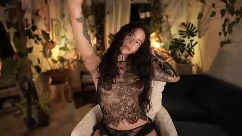 Snapshot of effylowell_ chatting on July 10, 2026, 12:15 am Effy online show from July 10, 2026, 12:15 am
