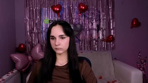 effysosweet online show from February 12, 2026, 10:32 am