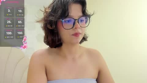 Snapshot of effystonnem chatting on December 26, 2024, 7:27 pm  E F F Y  online show from December 26, 2024, 7:27 pm