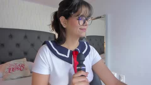 Snapshot of effystonnem chatting on February 27, 2025, 7:26 pm  E F F Y  online show from February 27, 2025, 7:26 pm