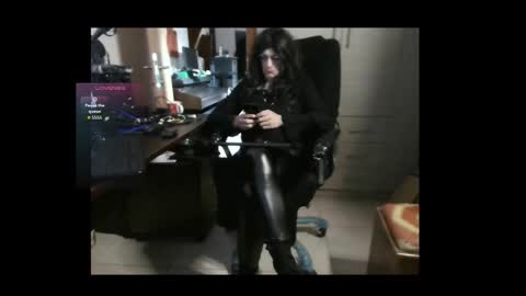 efi_crossou online show from November 22, 2025, 11:48 pm