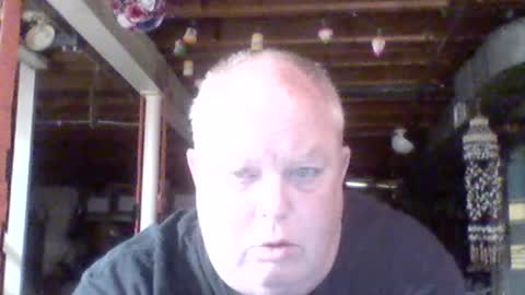 Snapshot of efriff chatting on July 1, 2026, 9:22 am efriff online show from July 1, 2026, 9:22 am