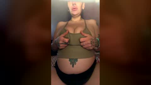 eggsma666 online show from April 19, 2026, 4:56 am