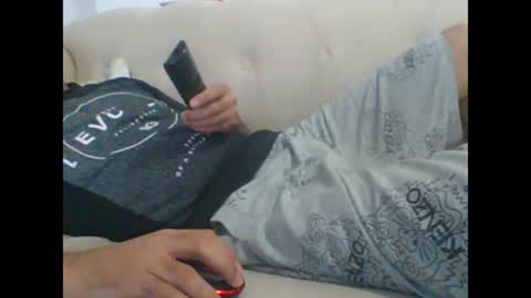 Im momo 35 Egyptian at Dubai online show from January 3, 2025, 7:18 pm