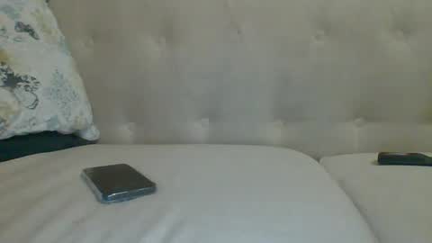 Im momo 35 Egyptian at Dubai online show from February 8, 2025, 8:53 pm