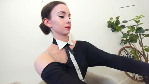 Erik and Alice online show from February 2, 2025, 3:10 am