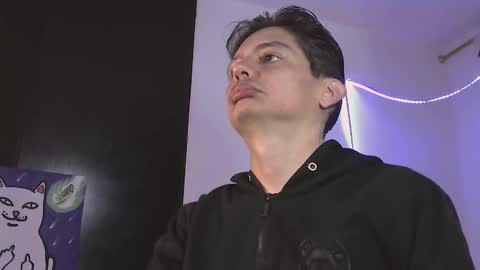 Snapshot of eider122 chatting on February 5, 2026, 3:33 am EIder online show from February 5, 2026, 3:33 am