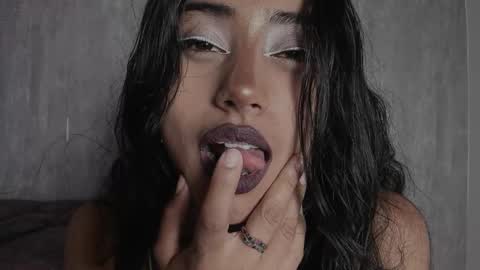 Snapshot of eiliyn_01 chatting on March 5, 2025, 2:36 am Eilyn online show from March 5, 2025, 2:36 am