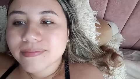 EIMY   MODEL INDEPENDENT online show from February 18, 2026, 5:20 pm