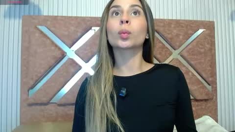 Snapshot of eimy_rose1 chatting on May 14, 2026, 9:21 pm Eimy rose online show from May 14, 2026, 9:21 pm