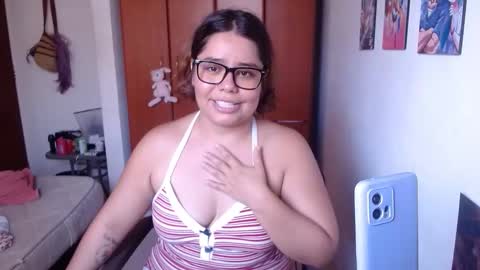 eimy_saenzz online show from January 17, 2026, 6:11 pm