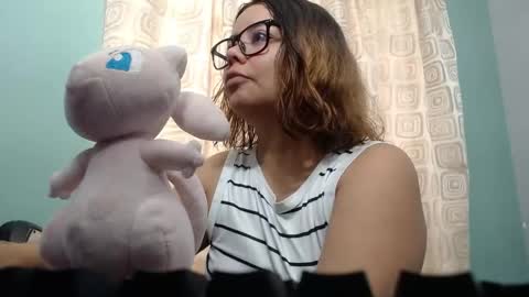 Snapshot of eimy_saenzz chatting on May 3, 2026, 4:24 pm eimy_saenzz online show from May 3, 2026, 4:24 pm
