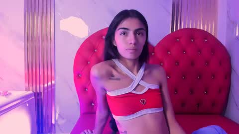 Snapshot of eimy_skinny chatting on May 23, 2026, 1:26 pm eimy online show from May 23, 2026, 1:26 pm