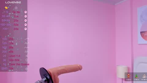 Eimy  online show from December 21, 2024, 7:35 am