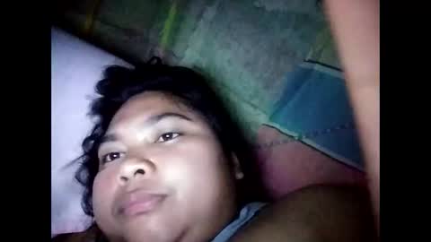 eirma7991 online show from April 16, 2026, 9:39 pm