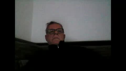 Snapshot of eisbaer1957 chatting on February 1, 2025, 7:15 am eisbaer1957 online show from February 1, 2025, 7:15 am