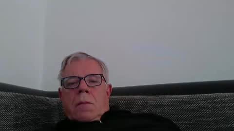 Snapshot of eisbaer1957 chatting on February 9, 2025, 12:19 pm eisbaer1957 online show from February 9, 2025, 12:19 pm