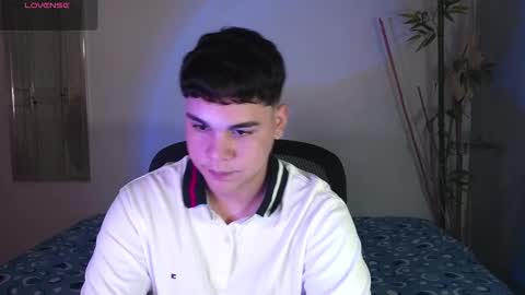 Snapshot of eithan_jonnes chatting on February 26, 2026, 8:08 pm Eithan online show from February 26, 2026, 8:08 pm