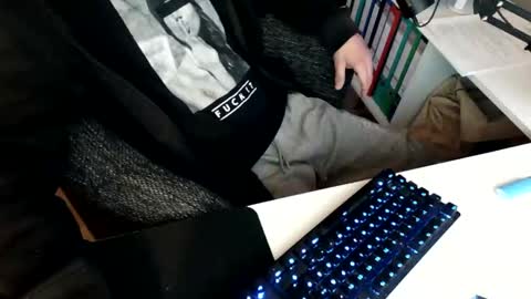 Snapshot of ejakules chatting on April 6, 2026, 6:31 pm ejakules online show from April 6, 2026, 6:31 pm