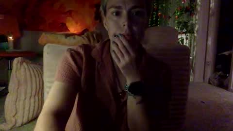 Snapshot of ejrabloom chatting on March 11, 2026, 8:42 am ejrabloom online show from March 11, 2026, 8:42 am