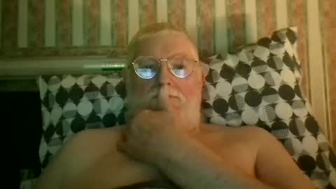 eketman1964 online show from January 18, 2026, 10:46 pm