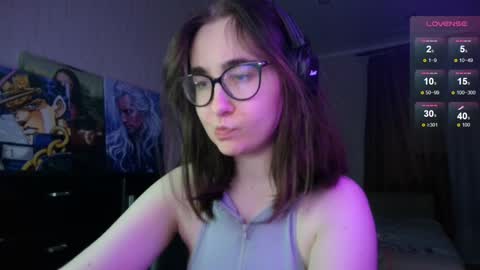 If you like it when I meow give me a thumbs up online show from December 19, 2024, 1:40 pm