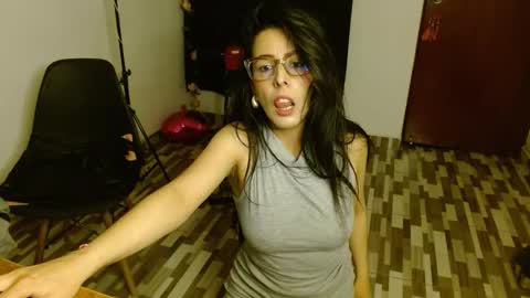 ela_3611 online show from November 25, 2025, 4:01 am