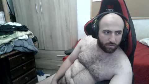 elamordeyuli online show from April 20, 2026, 1:47 pm