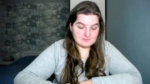 Snapshot of elanis_blair chatting on December 28, 2024, 12:24 pm Elanis online show from December 28, 2024, 12:24 pm