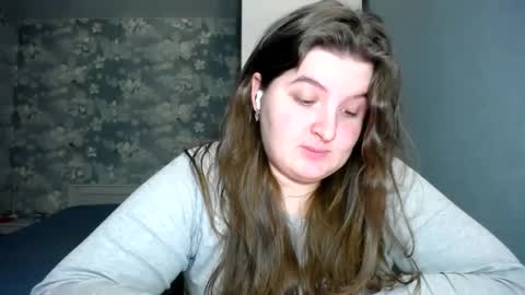 Snapshot of elanis_blair chatting on January 6, 2025, 1:19 pm Elanis online show from January 6, 2025, 1:19 pm