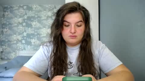 Snapshot of elanis_blair chatting on June 16, 2026, 11:46 am Elanis online show from June 16, 2026, 11:46 am