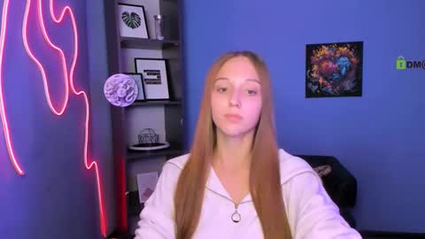 Snapshot of elara_night1 chatting on March 20, 2026, 4:34 pm Elara online show from March 20, 2026, 4:34 pm