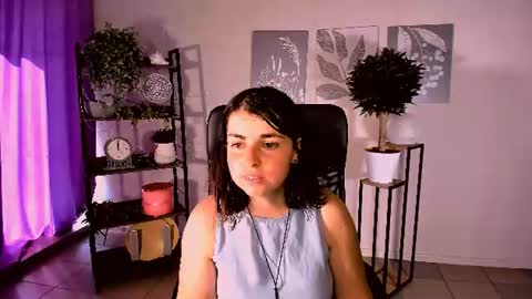 Snapshot of elara_starfall chatting on June 12, 2026, 5:28 am Marta online show from June 12, 2026, 5:28 am