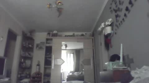 Snapshot of elaynetanton chatting on May 29, 2026, 4:16 pm Lia online show from May 29, 2026, 4:16 pm