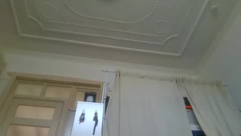 daniel18cmx online show from November 3, 2025, 2:02 am