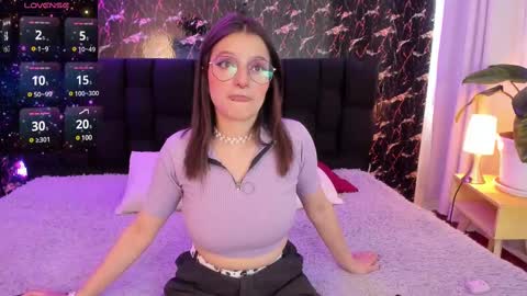 Elecktra online show from March 8, 2025, 7:42 pm