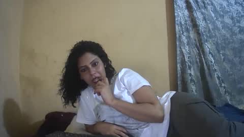 Snapshot of electra137 chatting on February 26, 2026, 5:34 pm Isabella online show from February 26, 2026, 5:34 pm