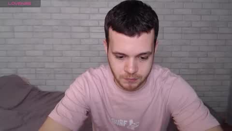 Snapshot of electric_smile chatting on January 19, 2026, 6:39 am Alex online show from January 19, 2026, 6:39 am