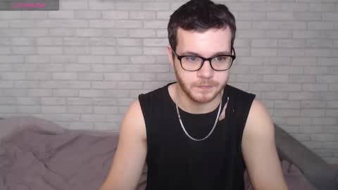 Snapshot of electric_smile chatting on February 17, 2026, 7:27 am Alex online show from February 17, 2026, 7:27 am